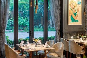 Ravatel Luxury Hotel Bac Giang