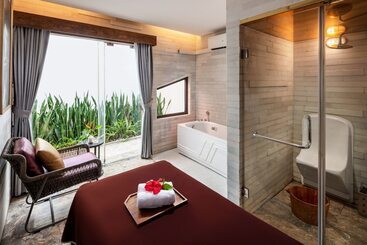 Ravatel Luxury Hotel Bac Giang