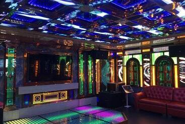 Ravatel Luxury Hotel Bac Giang
