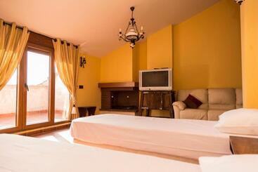 Casas Rurales Tio Mora