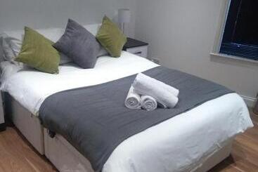 Clifton Apartment