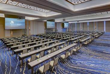 هتل Marriott Virginia Beach Oceanfront Resort