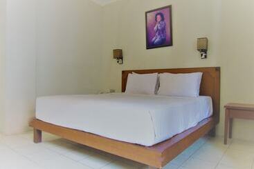 Pia Hotel Cirebon