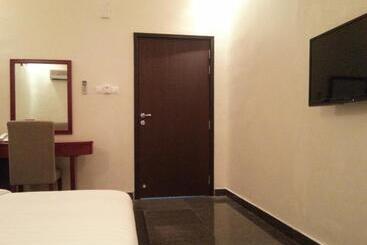 هتل Rimal Suites Apartments