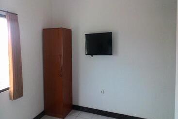 هتل Sari Room Bed & Breakfast
