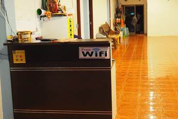 هتل Sunset Buri Hostel