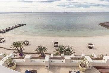 Playa De La Paz Condominiums