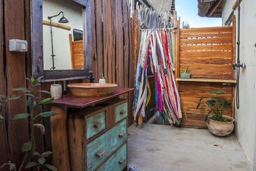 Pura Vida Tofo Beach House
