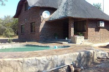 آپارتمانهای توریستها The Daniel Lo Mdaka Holiday Residence