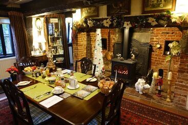 تختخواب و صبحانه Greyhound Cottage