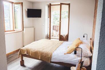 هتل Auberge Le Valezan