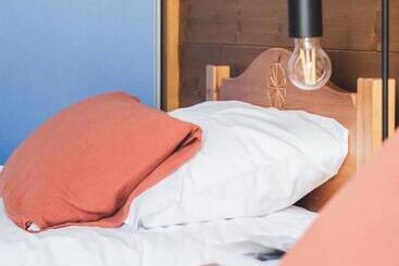 هتل Auberge Le Valezan
