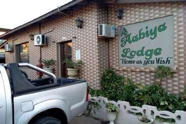 تختخواب و صبحانه Aabiya Lodge