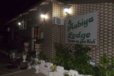 تختخواب و صبحانه Aabiya Lodge