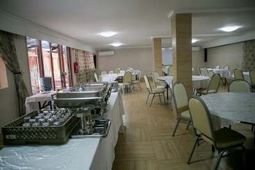 تختخواب و صبحانه Aabiya Lodge