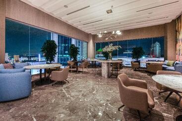 هتل Holiday Inn Johor Bahru City Centre By Ihg