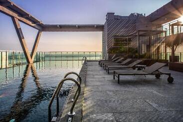 هتل Holiday Inn Johor Bahru City Centre By Ihg