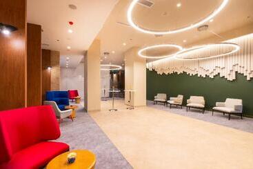 هتل Holiday Inn Yerevan   Republic Square, An Ihg
