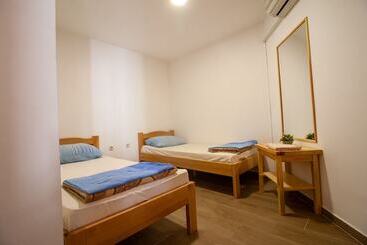 پانسیون Guesthouse Jadran
