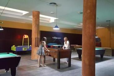 Advise Hotels Reina