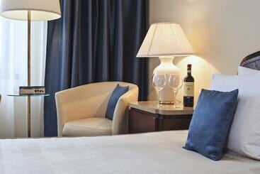 Booking Hotel Crown Piast & Spa