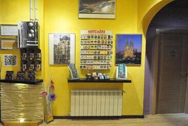 مسافرخانه Barcelona Gotic Guesthouse