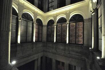 مسافرخانه Barcelona Gotic Guesthouse