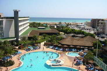 هتل Agh Canet