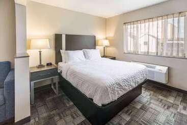 호텔 Americinn By Wyndham Green Bay Near Stadium