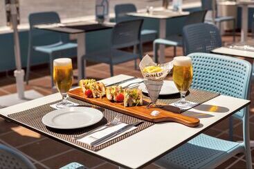 ホテル Barcelo Corralejo Sands