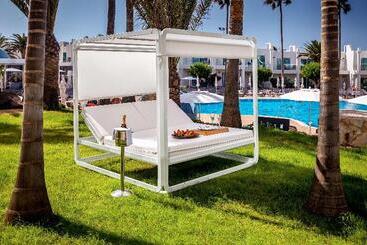 酒店 Barcelo Corralejo Sands