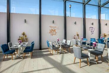 酒店 Barcelo Corralejo Sands