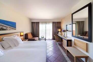 בית מלון כפרי Barcelo Punta Umbria Mar