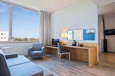 هتل Innside By Meliá Barcelona Aeropuerto