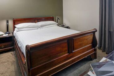 هتل Best Western Claydon