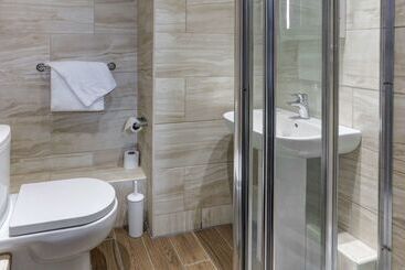 هتل Best Western Claydon
