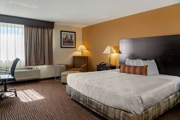 هتل Best Western Des Plaines Inn