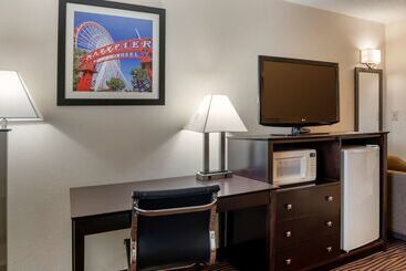 هتل Best Western Des Plaines Inn