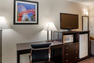 هتل Best Western Des Plaines Inn