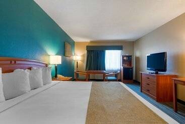 هتل Best Western Governors Inn And Suites