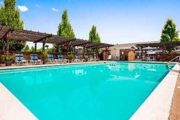 هتل Best Western Horizon Inn