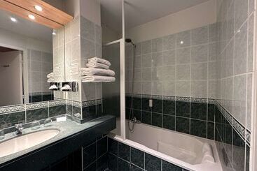 هتل Best Western  Le Pont D Or