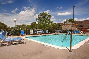 هتل Best Western Northwest Inn