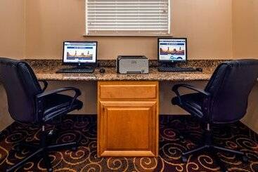 هتل Best Western Northwest Inn
