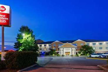 هتل Best Western Plus Georgetown Corporate Center