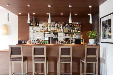 هتل Best Western Plus Hostellerie Du Vallon