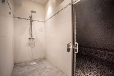 هتل Best Western Plus Hostellerie Du Vallon