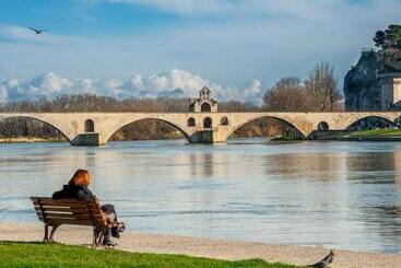 Brit Hotel Avignon Sud Le Calendal