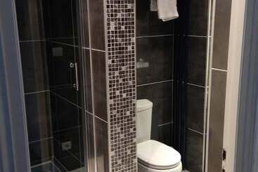 هتل De Brunville & Spa