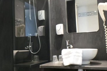 هتل De Brunville & Spa